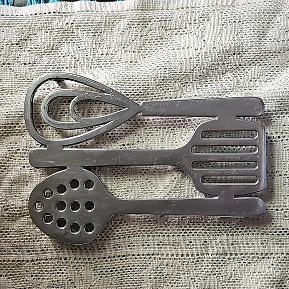 Copco Metal Trivet - Picture 3 of 6